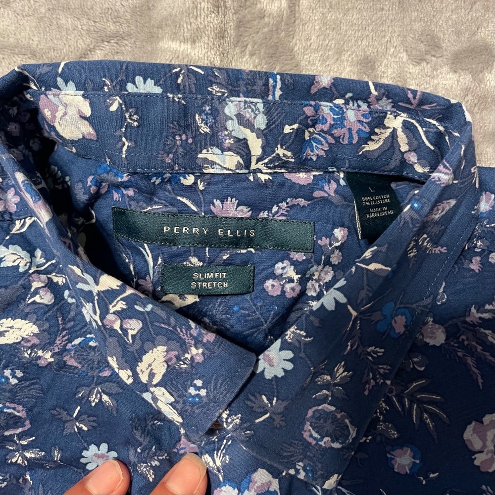 Short sleeve button ups